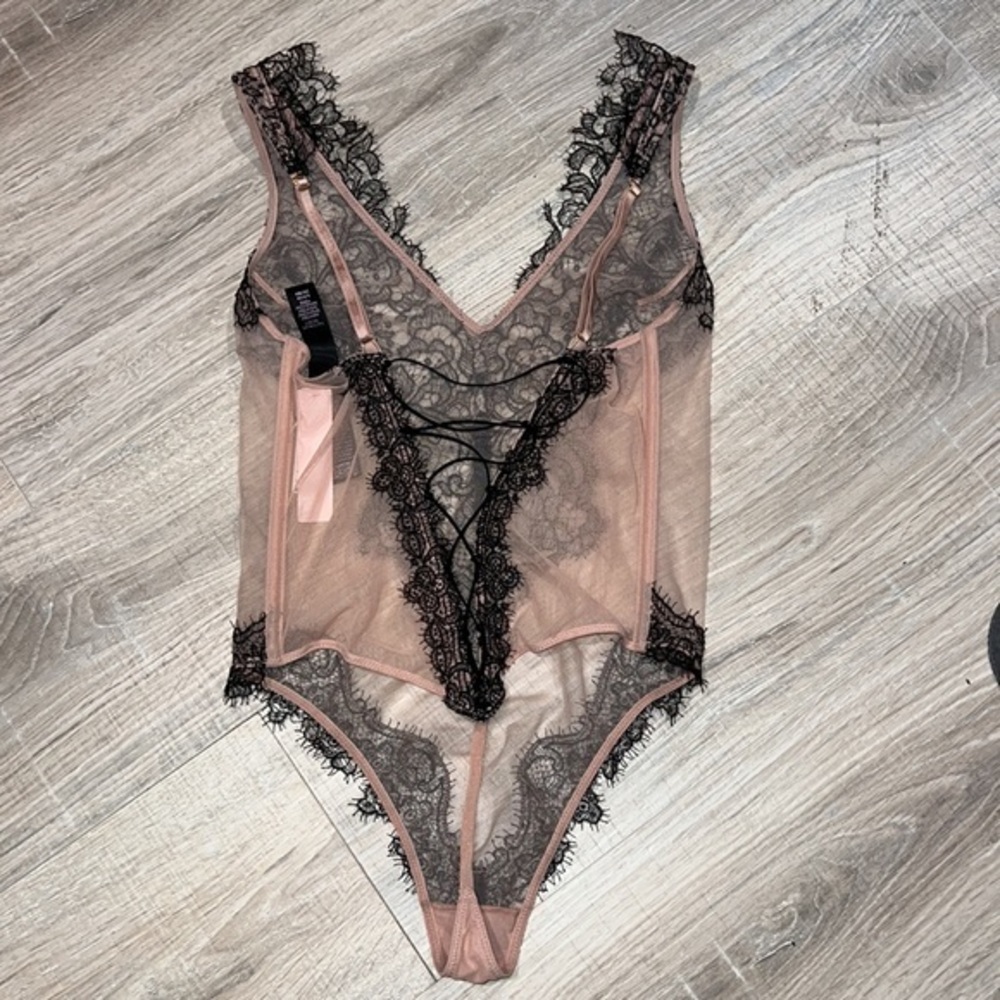 Victoria’s Secret sheer black and nude lacy bodysuit‎ NWT - Picture 2 of 9